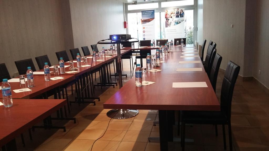 Comfort Hotel Rosporden Concarneau Zewnętrze zdjęcie