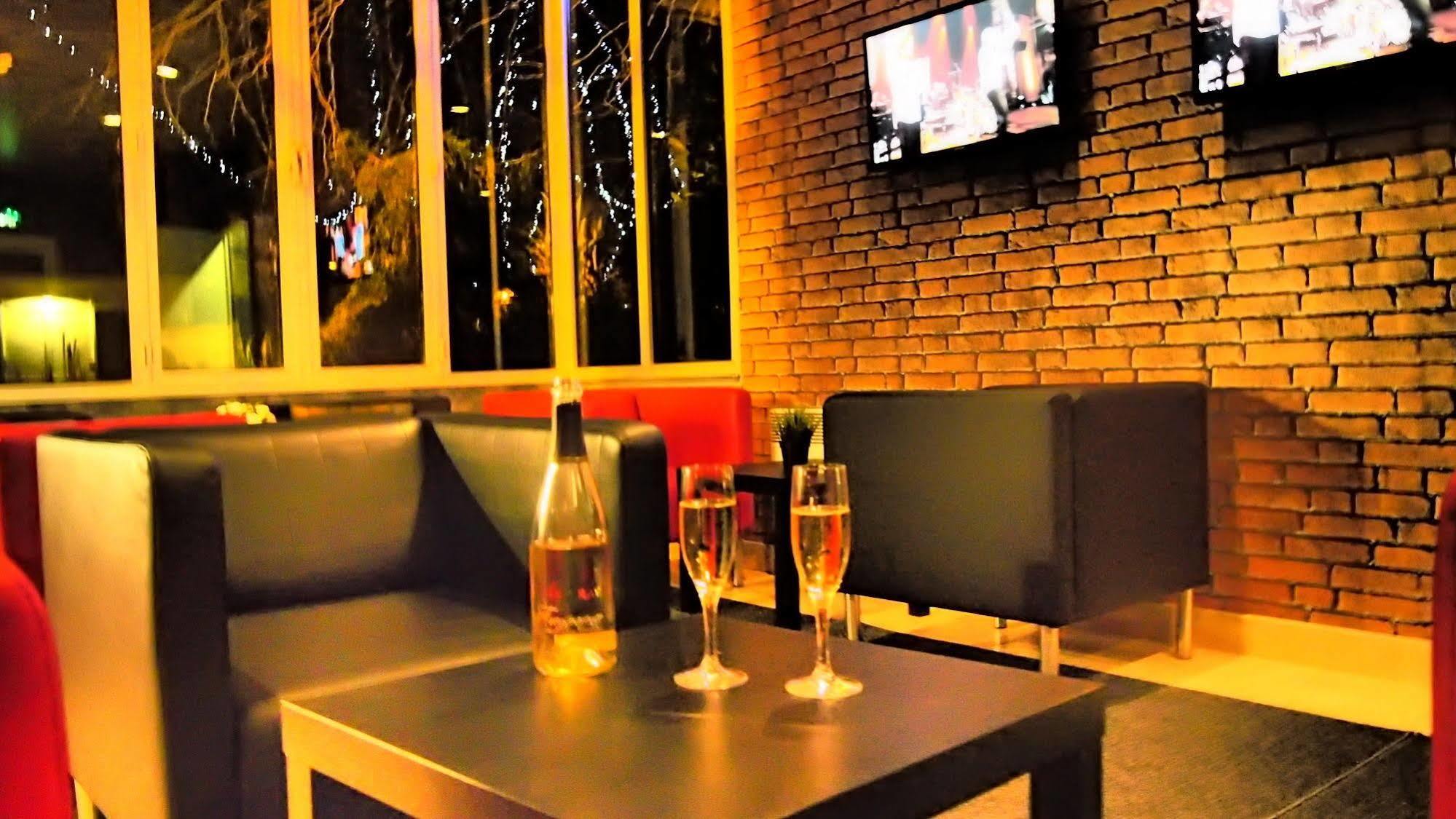Comfort Hotel Rosporden Concarneau Zewnętrze zdjęcie